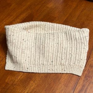 Women’s Circular Pullover Scarf Never Worn